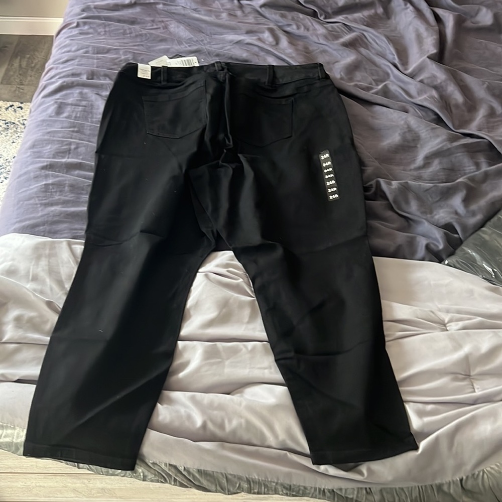 Torrid Size 24, reg inseam, black jeggings, NWT - Picture 5 of 5